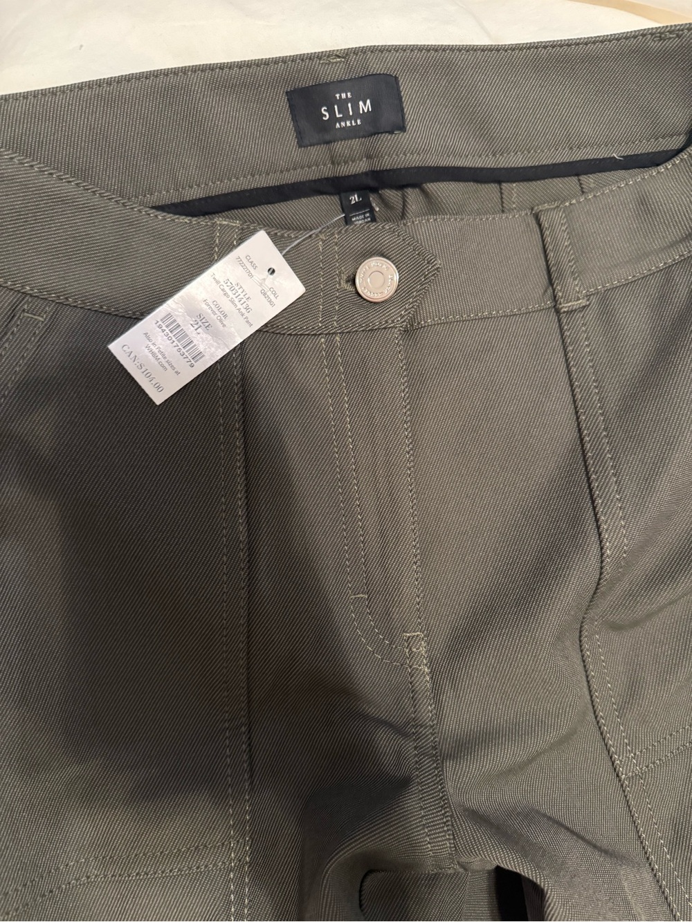 Straight Leg slim ankle Pants in Olive - Picture 4 of 6
